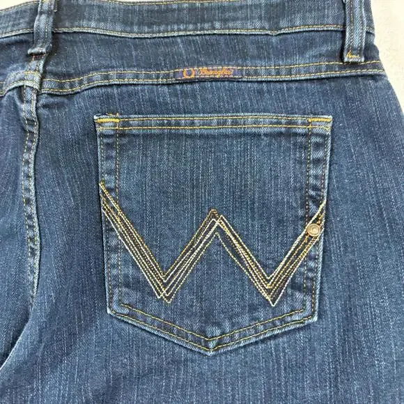 Wrangler Q-Baby Womens Jeans Size 15/16x34 Blue Denim Mid Rise Stretch Bootcut - Picture 13 of 13